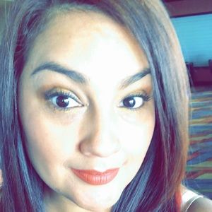 Meet your Posher, Rocio